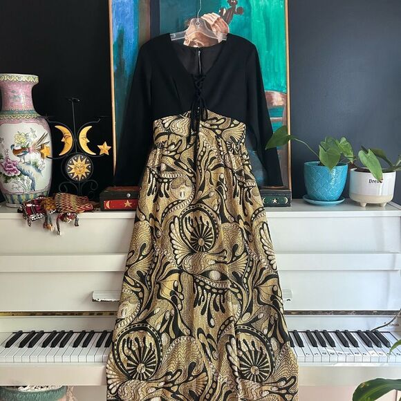 Nu-Mode Vintage 70’s Black and Gold Long Sleeve Dress Small - Picture 1 of 16
